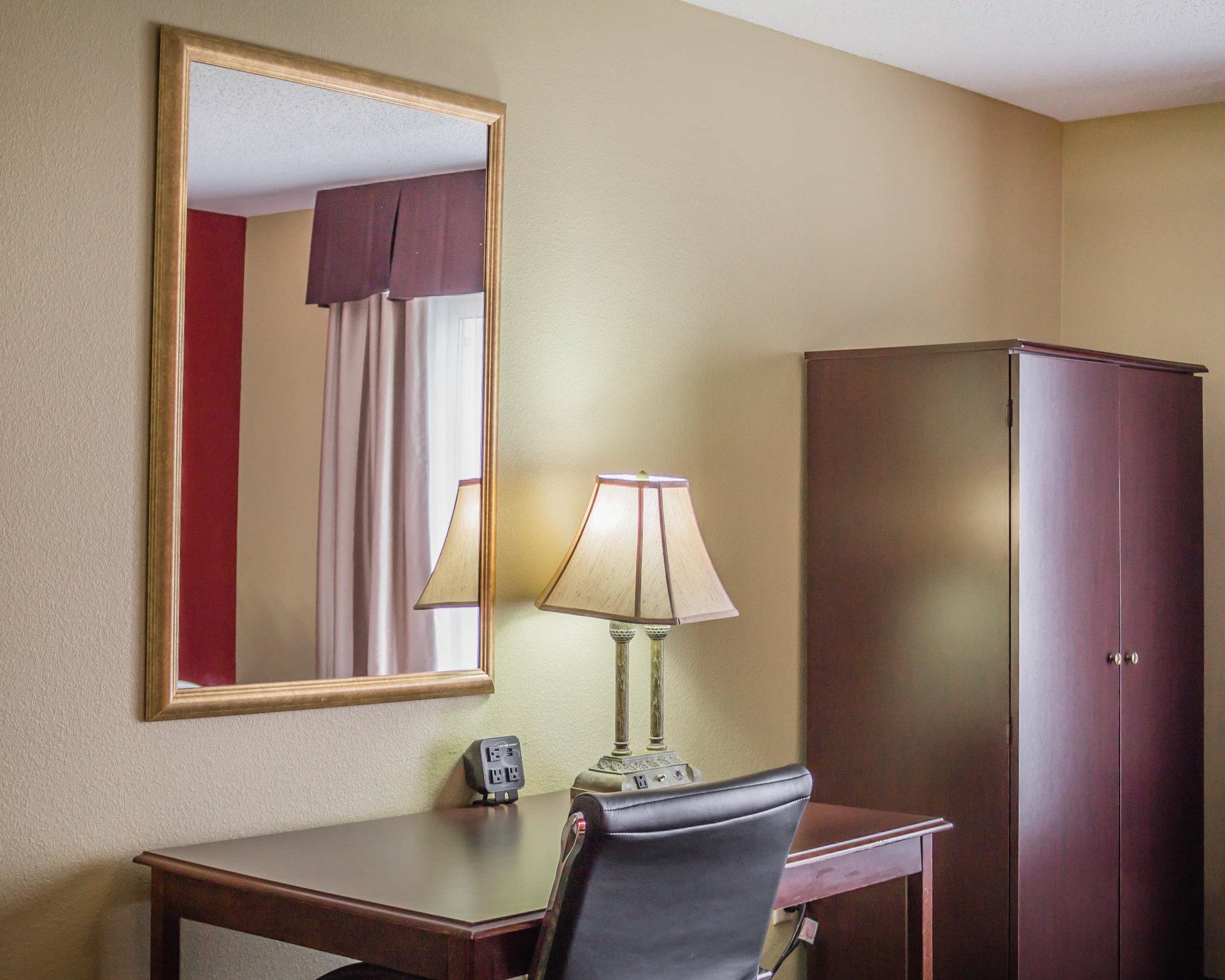 Comfort Suites Escanaba Exterior foto
