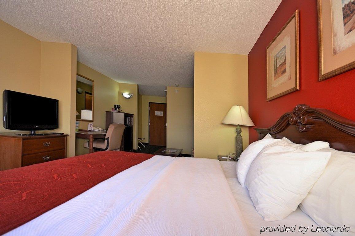 Comfort Suites Escanaba Exterior foto