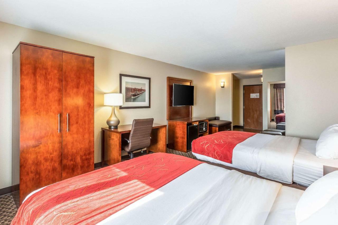 Comfort Suites Escanaba Exterior foto
